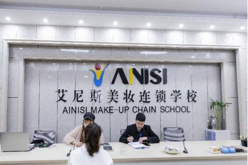 武汉纹绣培训学校哪家好