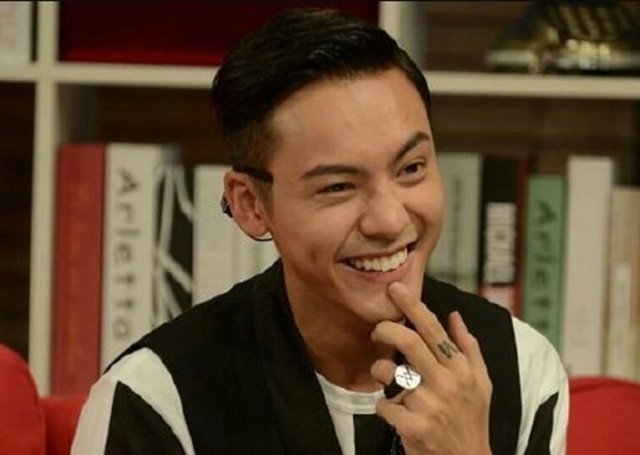 陈伟霆拍女生，被对方男友要求删除，当时到底发生了怎样的尴尬一幕？