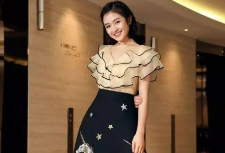 李兰迪家境很好吗？