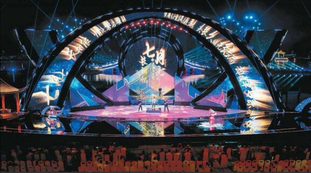 央视七夕晚会首波阵容公布，哪届七夕晚会印象最深刻？
