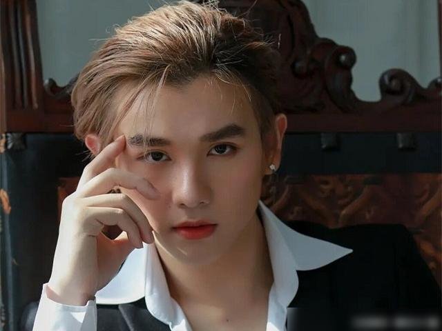 害羞的男孩子有多可爱？你身边有这样的男生吗？