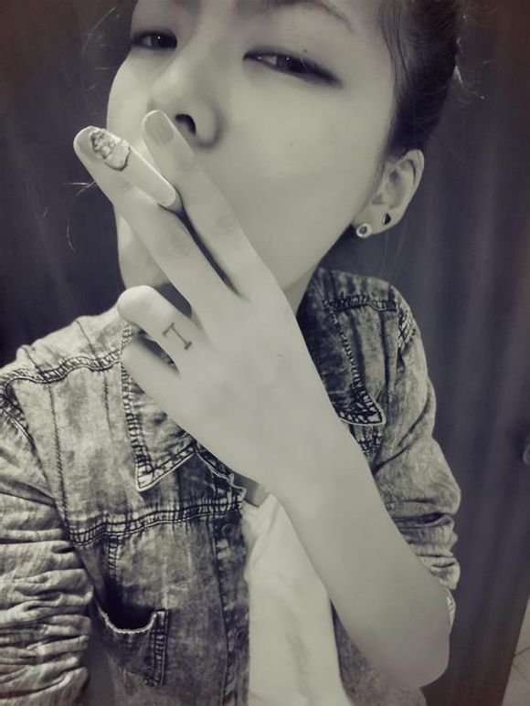 有没有霸气的qq皮肤