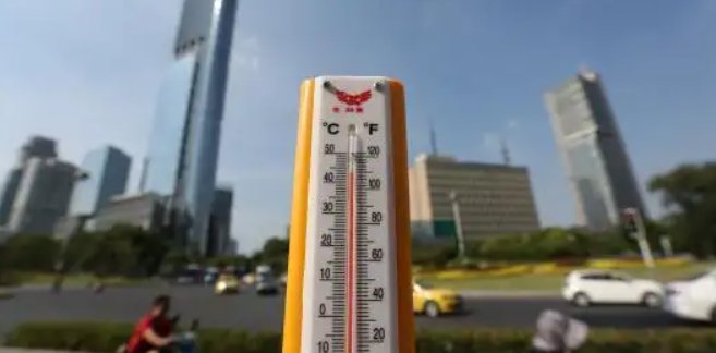 重庆的猪都中暑了！这里的温度有多高？人们该注意些什么？