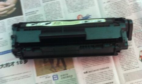 惠普c388a硒鼓加粉步骤是什么？