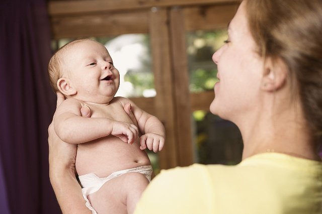 骂烈士母亲高龄产子被解聘，失独母亲不该高龄产子吗？