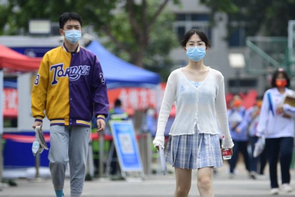 四川2023年高考状元分数