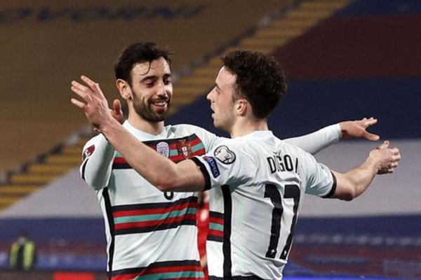 C罗绝杀球被判无效，到底是错判还是的确是无效球？