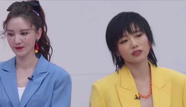 怎么看待许飞被淘汰后写的有关姐姐们的小作文?