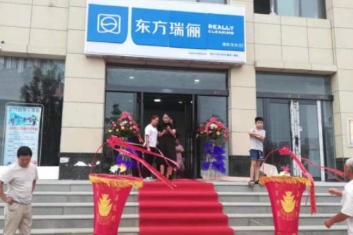 开自助洗衣店一年能赚多少