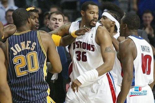 NBA球员大战梅威瑟，詹姆斯最多坚持10秒，谁能击
