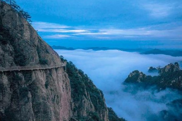 地角天涯近义词