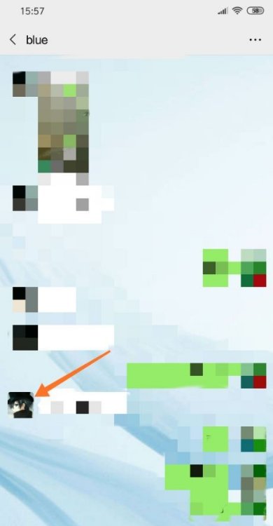 如何在微信群中使用拍一拍功能呢？