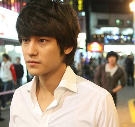 韩版“F4美男”金范也难逃发福，发福后的金范状态怎么样？