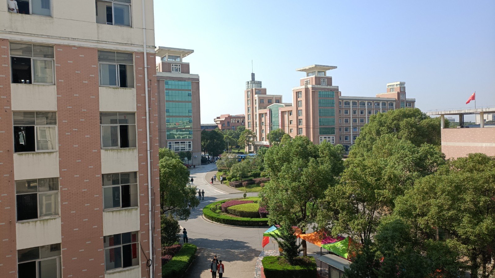 江西新能源科技学院怎么样