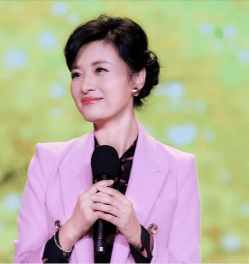 周涛一秒上班杨澜一秒下班,被称当代打工人的真实写照,你表示认同吗?