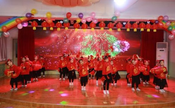 一祝姥姥姥爷寿比南山是什么歌曲