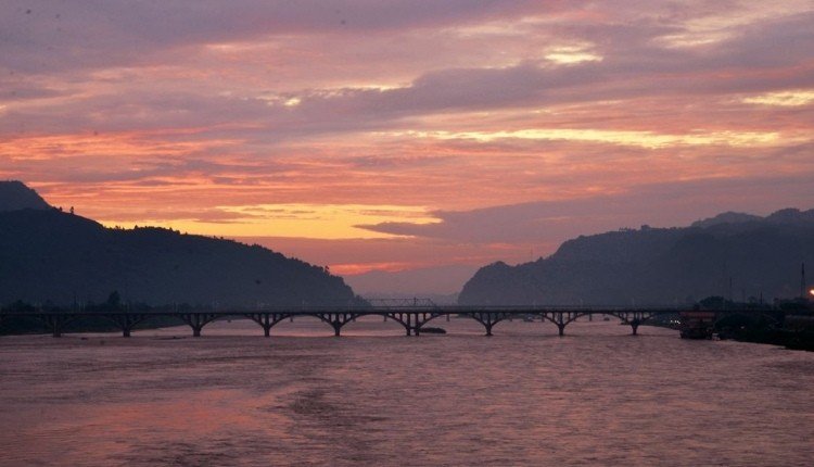 哪一地区竹纸制造工艺精湛,享有 “蜀纸之乡”的美称