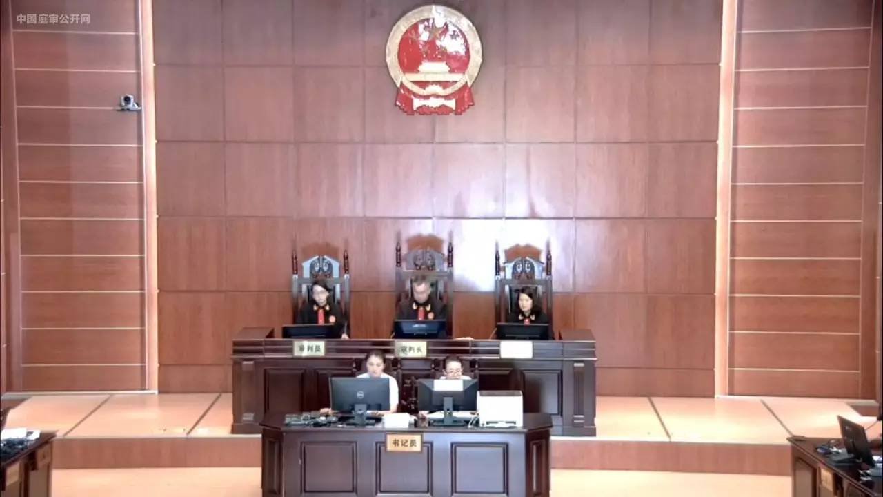 湖北女子不堪丈夫家暴，4年8次起诉离婚未果，想要离婚为何这么难？