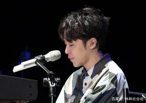 吴青峰著作权案二审胜诉后发文：15年换来一场虚幻，对此你怎么看？