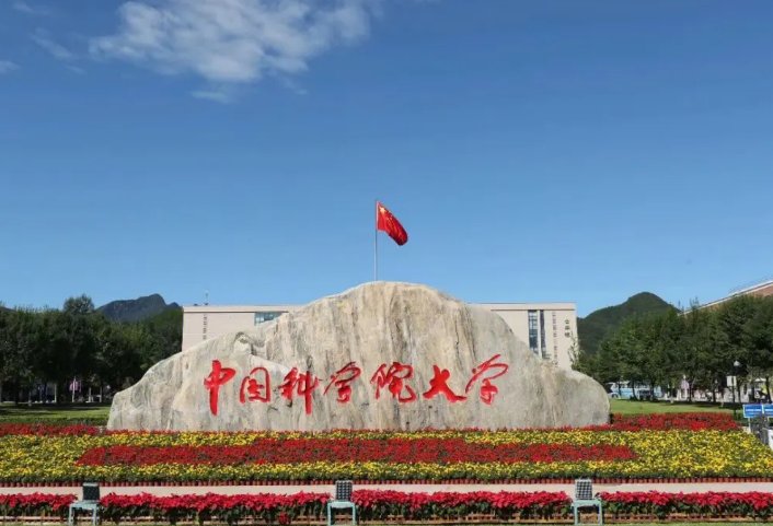 叶爽毕业于哪所大学