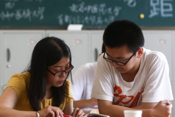 2022年四川高考分数线一本和二本分数线多少