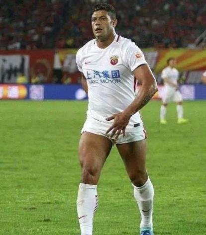 世界足坛大腿最粗的是哪5个人？