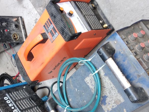 什么牌子的二保焊机好用