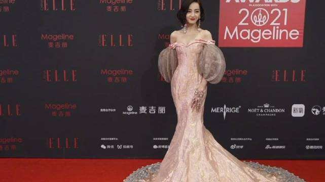 ELLE红毯被迫换场，背后的原因是什么