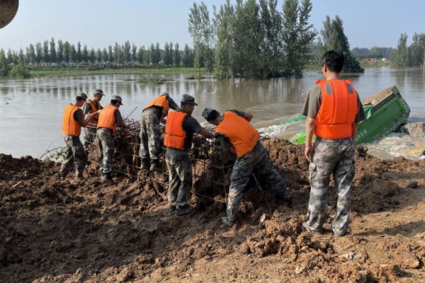 河南投车堵决口卡车即将被挖出，车辆配件是否可以再利用？