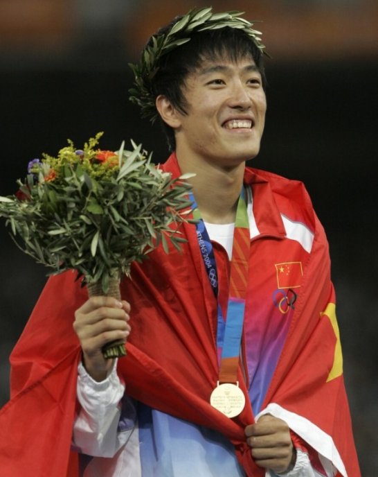 东京奥运会开幕式主办方放精彩时刻，致敬科比、刘翔和朱婷了吗？