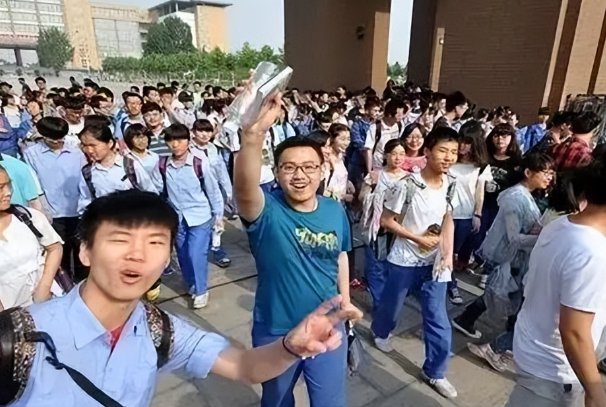 吉林高考招生办电话多少？