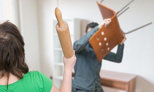 一岁多的女儿哭闹妈妈将其捂死，涉嫌故意杀人吗？