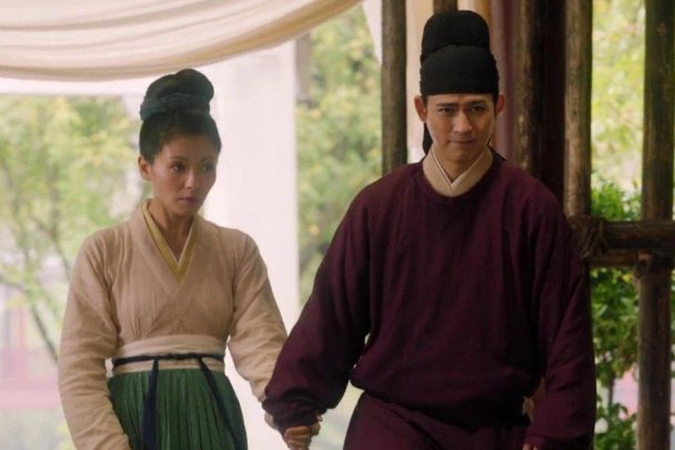 李少红回应《大宋宫词》的争议，如何评价她的回应？