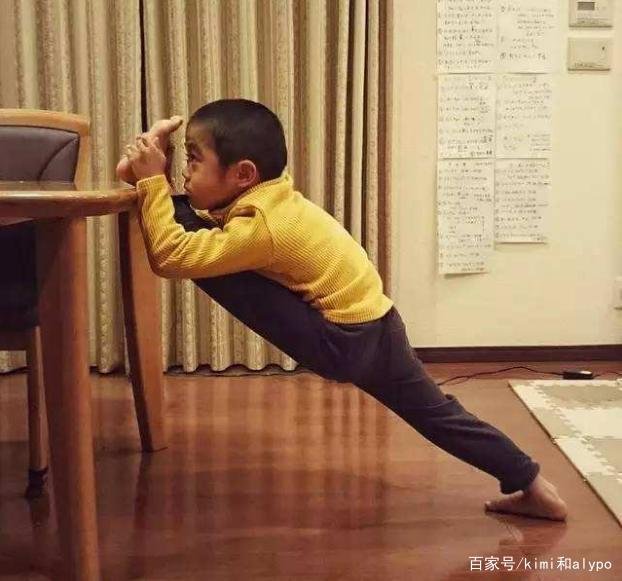 5岁被全球网友认定李小龙“转世”传人，天赋异禀，有何过人之处？