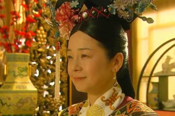 慈禧被人称为“大清第一美女”，18岁的她究竟长的怎么样？