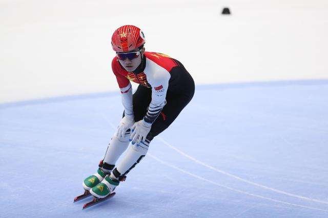 李文龙摔倒了继续拼，从他身上体现出了哪些奥运精神？