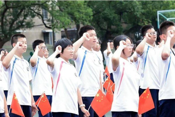 临海外国语老师名单