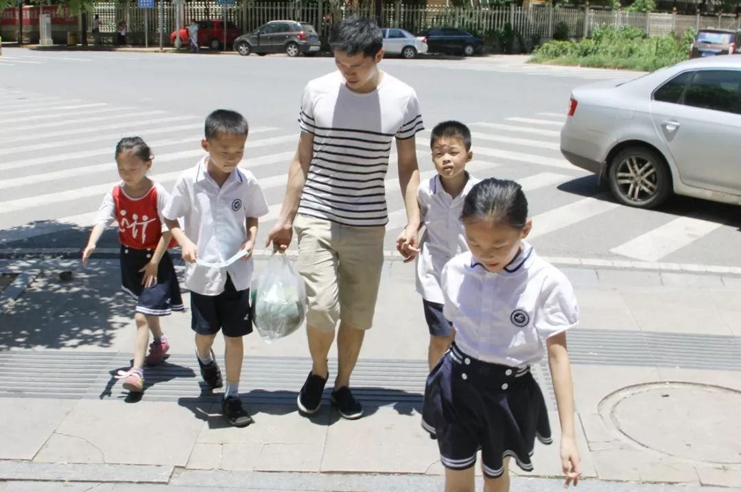 周口龙凤四胞胎出生取名“姗禾妩洋”,这一名字有什么意义?