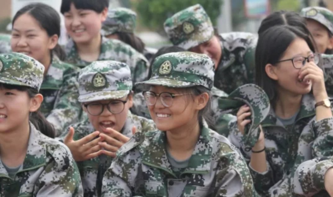 哈哈大笑的意思是什么