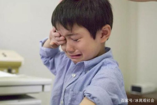 湖南益阳，老人将两孙子打进ICU，这名老人为何会做出这样的举动？