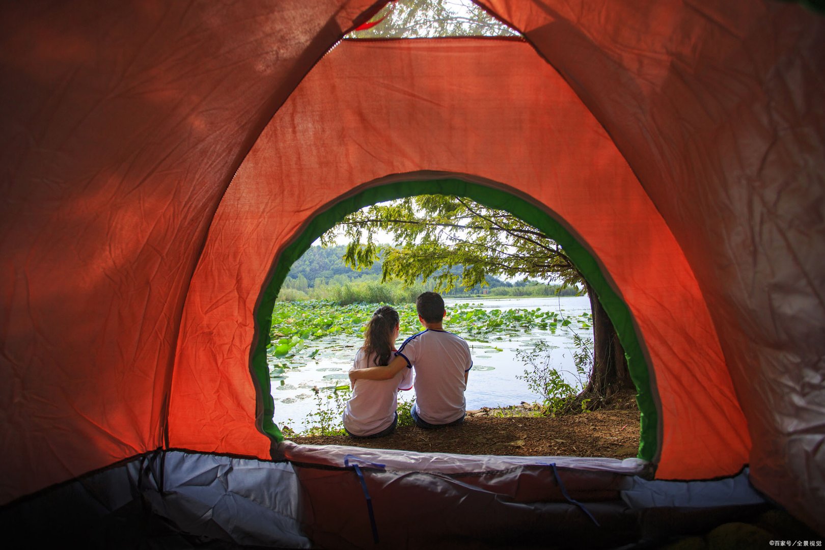女朋友总要我买东西，她是不是只爱我的钱？