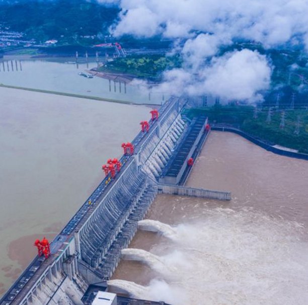 三峡大坝3孔泄洪，三孔下泄流量每秒达多少立方米？