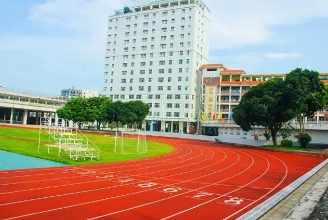 广东潮阳实验学校怎么样？