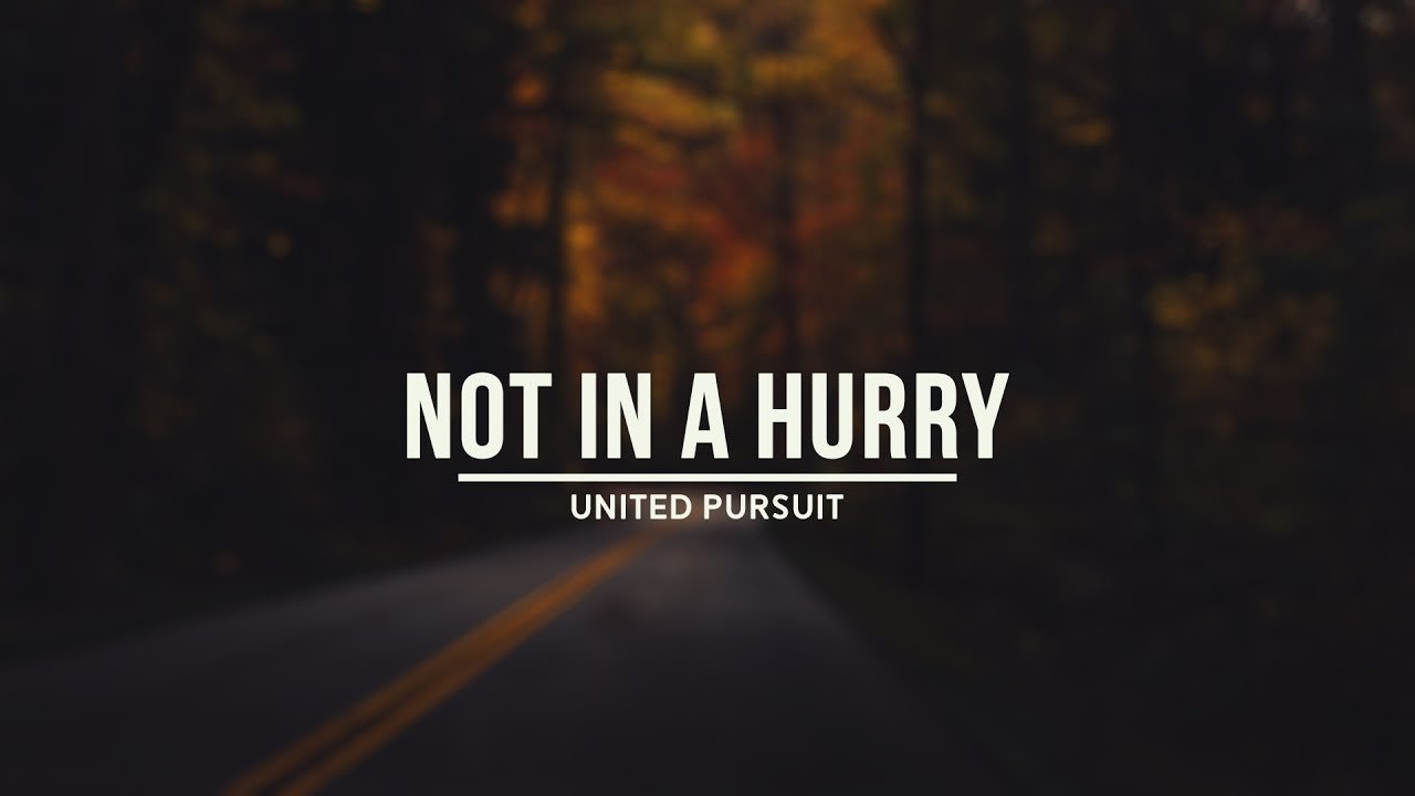 in hurry和in a hurry的区别？