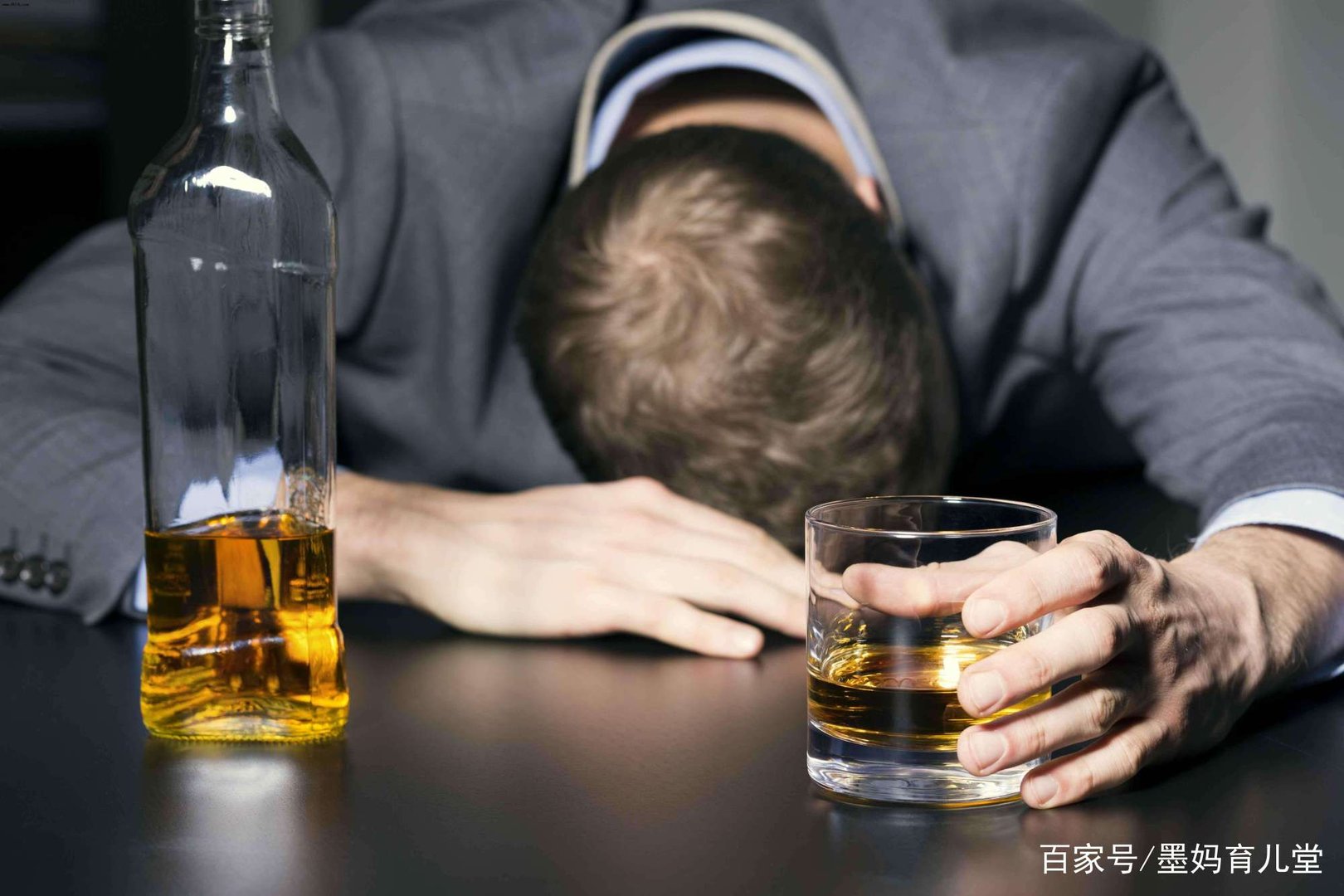 女子当街被“驴友”勒死，凶手或为复杂性醉酒，法院最终如何处理？