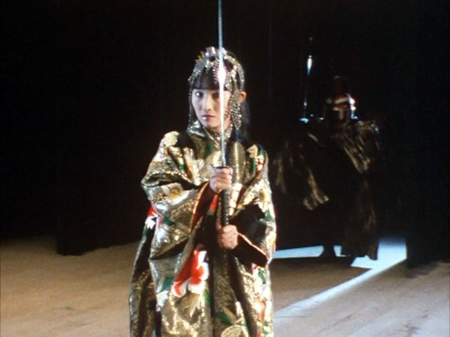 引田天功的公演受伤