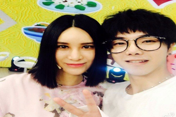 尚雯婕欣赏赞扬蔡徐坤，尚雯婕是圈中伯乐吗？