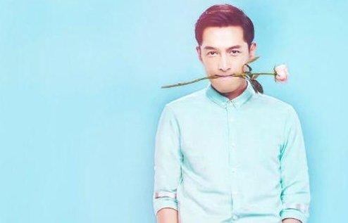 胡歌曾说最伟大的职业是父亲