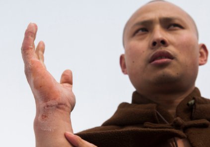 他是中国第一武僧,身家过亿出场费百万,开豪车游艇美女环绕,他是谁?