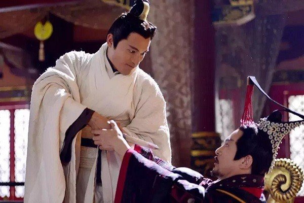 看似老实忠厚的秦舞阳是秦朝派来的间谍吗？